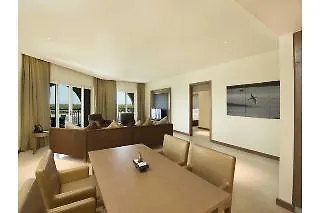 Eastern Mangroves Suites By Jannah 아부다비 5*,